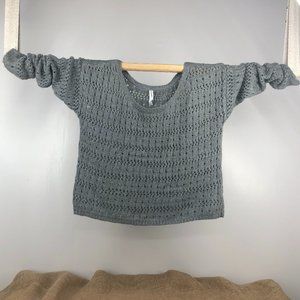 Aeropostale – Ladies XL Sweater, Shimmery Metallic Sliver Treads, Grey Cable Yar